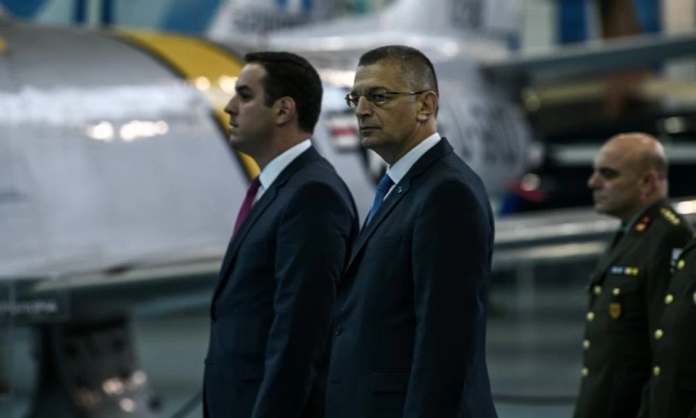 Στεφανής: "Βρισκόμαστε σε πόλεμο χωρίς σφαίρες" - "Απειλείται η Εθνική μας ασφάλεια"